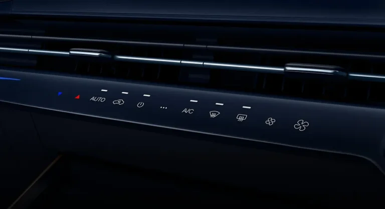 Dual Zone AC with Illuminated Control