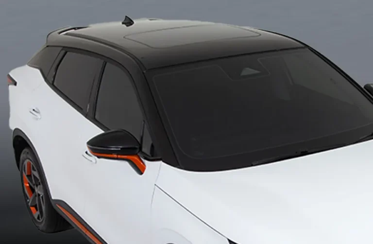 Electric Sunroof Link with Intelligent Voice Assistance